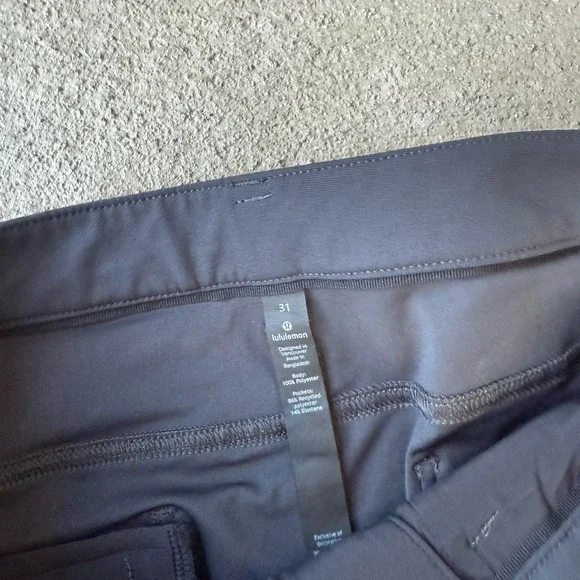 Lululemon Pants men's 31 ABC Pant Classic Polyester Golf Golfer Warpstreme - Picture 3 of 5